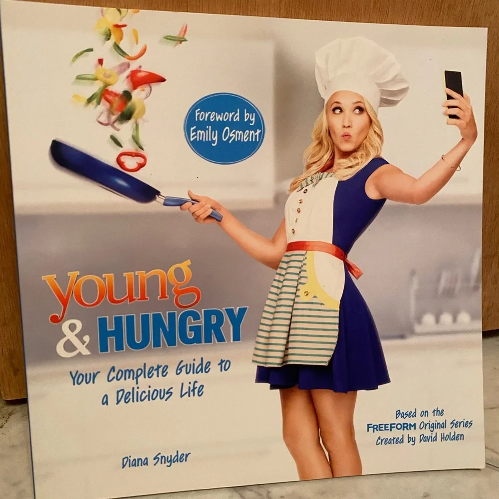 Young & Hungry: Your Complete Guide to a Delicious Life Book 👩‍🍳 brand new